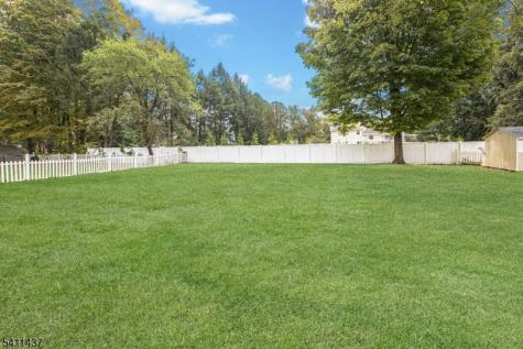 100 Eyland Avenue Roxbury NJ 07876