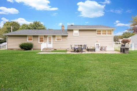 100 Eyland Avenue Roxbury NJ 07876