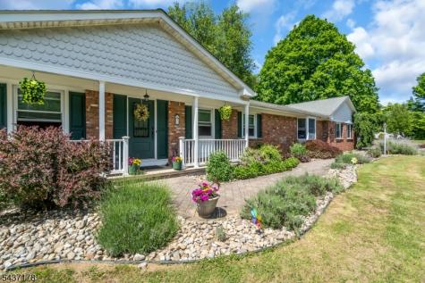31 Water Street Independence NJ 07840