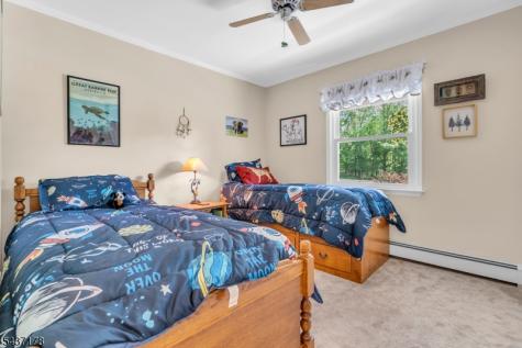 31 Water Street Independence NJ 07840