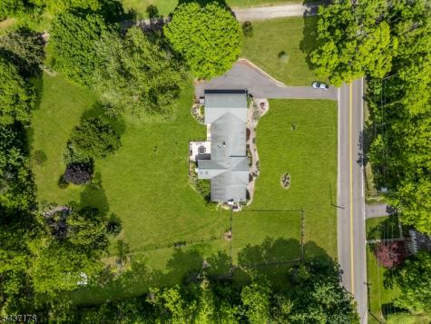 31 Water Street Independence NJ 07840