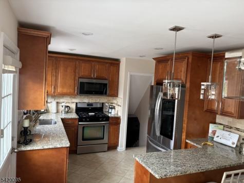 229 Saint Cloud Avenue West Orange NJ 07052