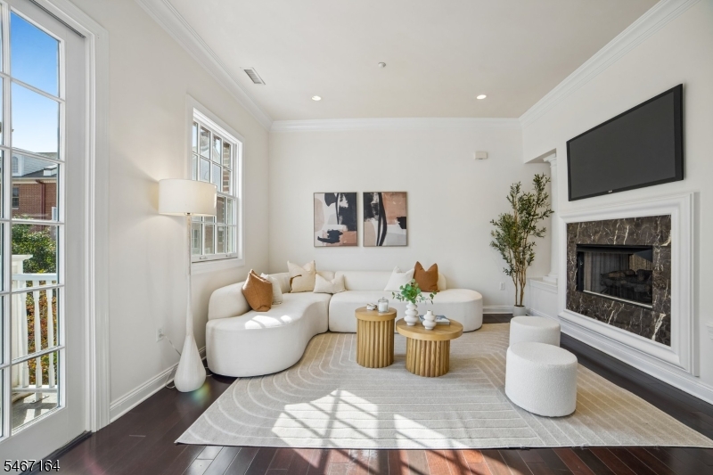 30 Carillon Circle Livingston NJ 07039