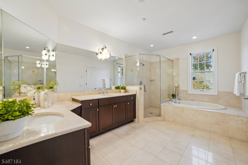 30 Carillon Circle Livingston NJ 07039