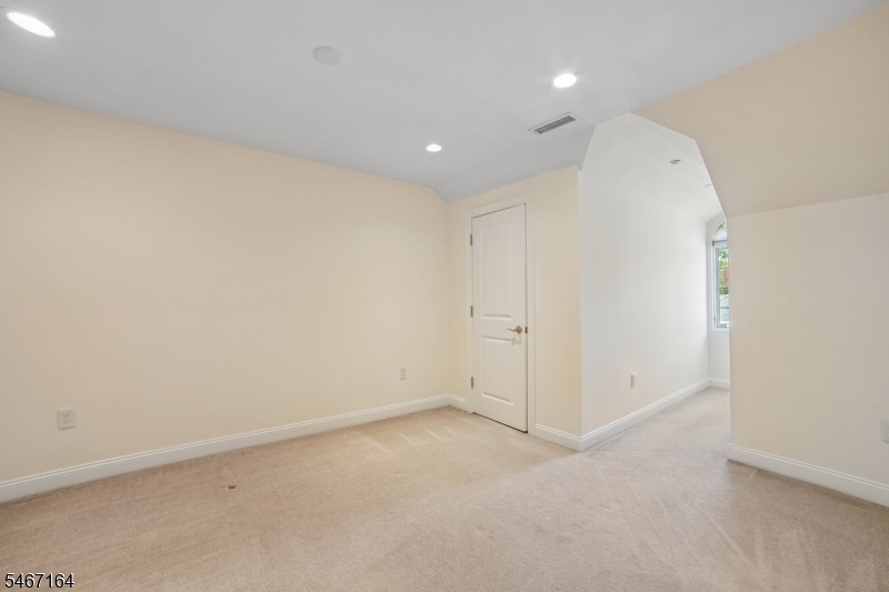 30 Carillon Circle Livingston NJ 07039