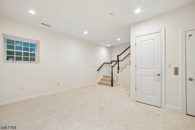 30 Carillon Circle Livingston NJ 07039