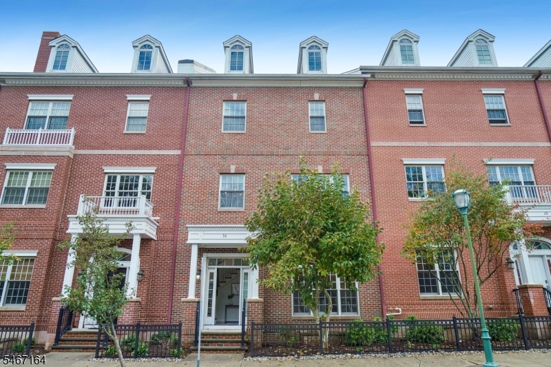 30 Carillon Circle Livingston NJ 07039