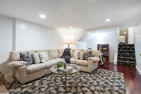 468 Charnwood Road New Providence NJ 07974