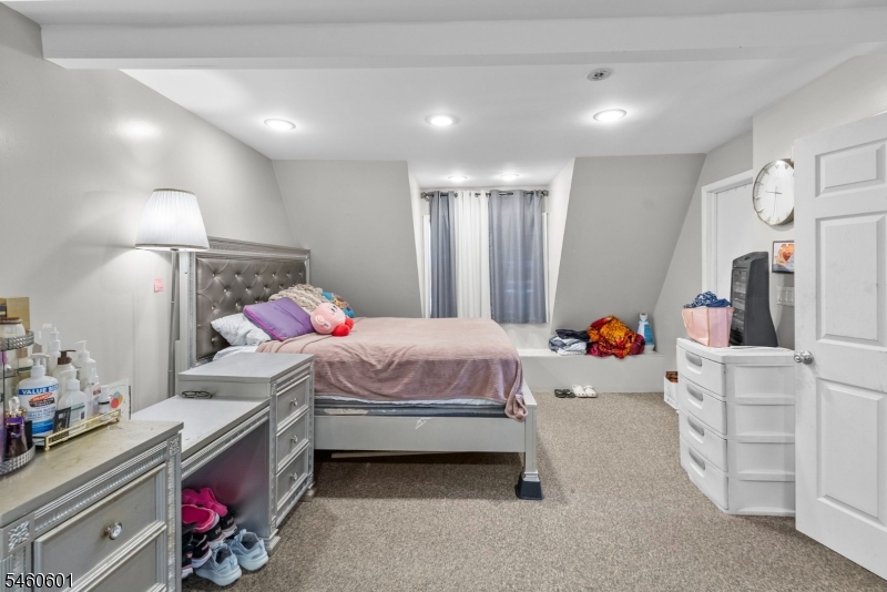 38 Nairn Place Newark NJ 07108