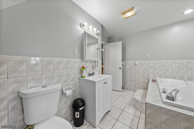 38 Nairn Place Newark NJ 07108