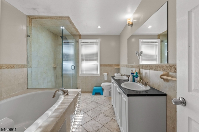 38 Nairn Place Newark NJ 07108