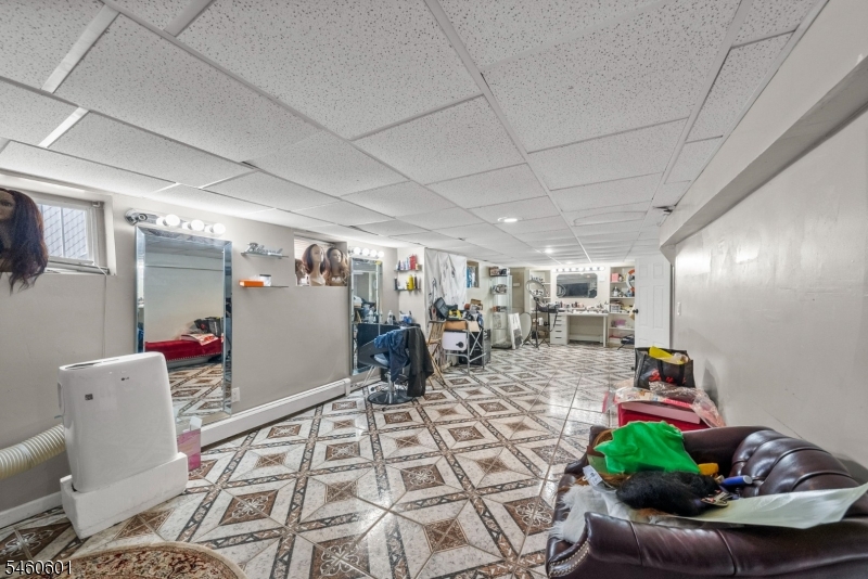 38 Nairn Place Newark NJ 07108
