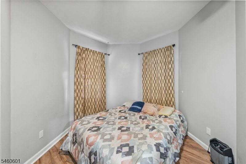38 Nairn Place Newark NJ 07108