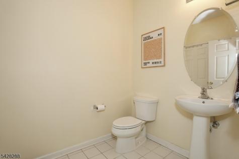 17 De Bruyle Court Hawthorne NJ 07506