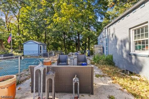 110 Kingwood Drive Little Falls NJ 07424