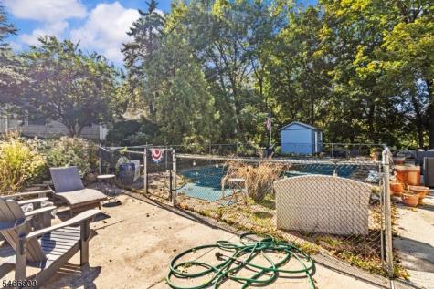 110 Kingwood Drive Little Falls NJ 07424