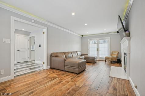 25 Nathan Way Wayne NJ 07470