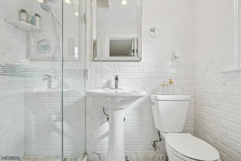 25 Nathan Way Wayne NJ 07470