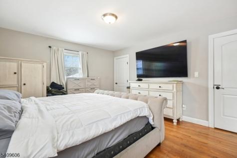 25 Nathan Way Wayne NJ 07470