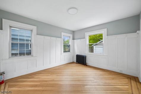 45 Leslie Street East Orange NJ 07017
