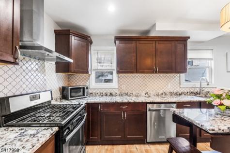 218 Muhlenberg Place Plainfield NJ 07060