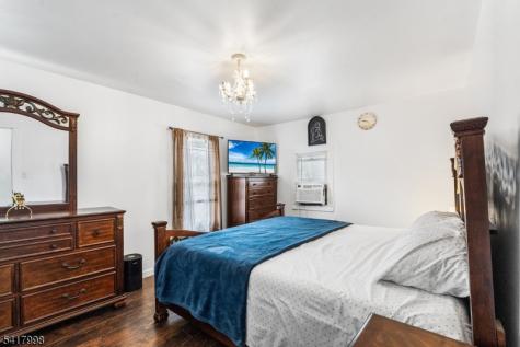 218 Muhlenberg Place Plainfield NJ 07060