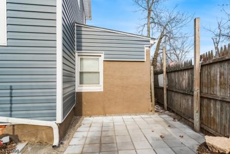 218 Muhlenberg Place Plainfield NJ 07060