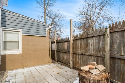 218 Muhlenberg Place Plainfield NJ 07060