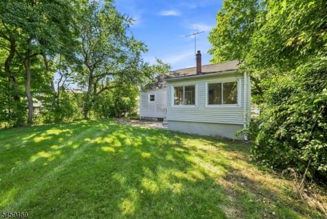109 W Hanover Avenue Morris Plains NJ 07950