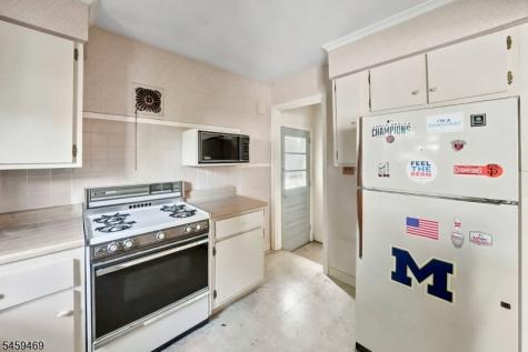 109 W Hanover Avenue Morris Plains NJ 07950
