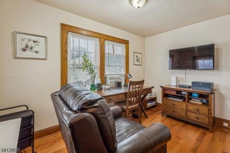 32 Fairview Place Belleville NJ 07109