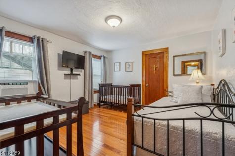 32 Fairview Place Belleville NJ 07109