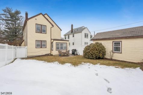 32 Fairview Place Belleville NJ 07109