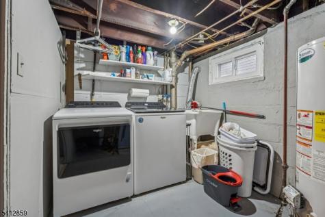 32 Fairview Place Belleville NJ 07109