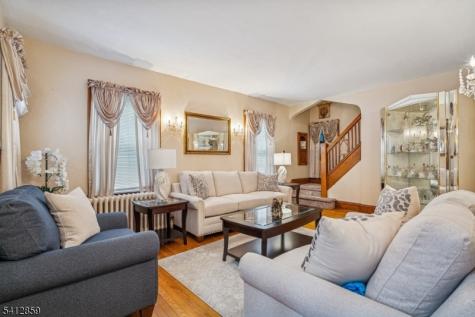 32 Fairview Place Belleville NJ 07109