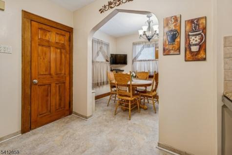 32 Fairview Place Belleville NJ 07109