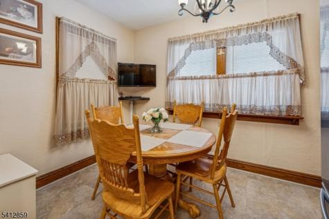 32 Fairview Place Belleville NJ 07109