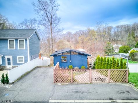 54 Schwarz Boulevard Jefferson NJ 07849