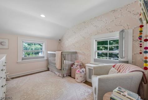 979 Salem Lane Ridgewood Village NJ 07450