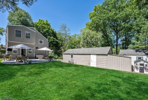979 Salem Lane Ridgewood Village NJ 07450