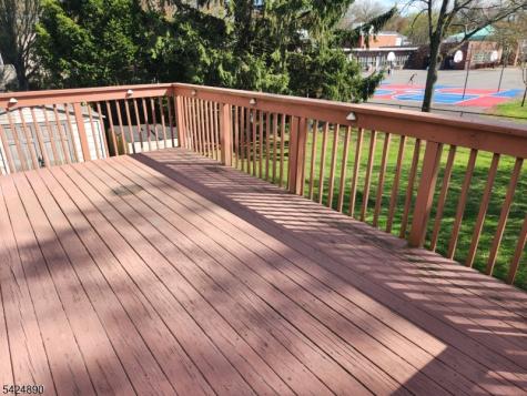 82 Arnot Place Paramus NJ 07652