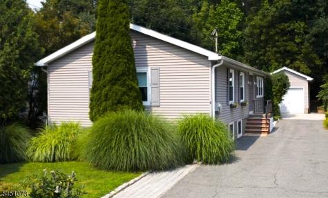 8 Martin Road Verona NJ 07044
