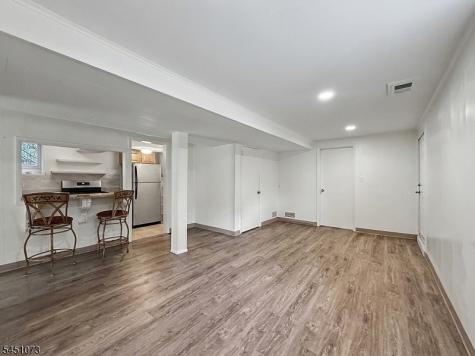 8 Martin Road Verona NJ 07044