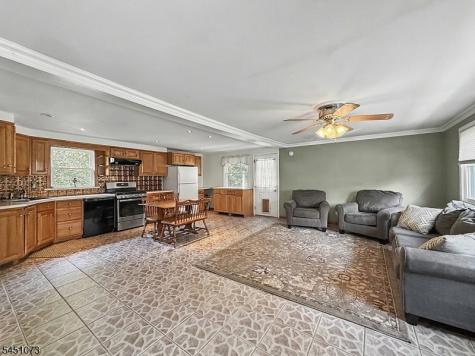 8 Martin Road Verona NJ 07044