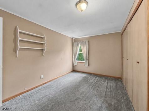 8 Martin Road Verona NJ 07044