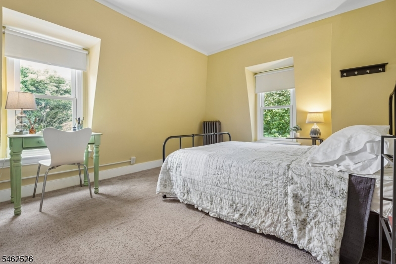 46 Monroe Place Bloomfield NJ 07003