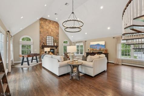 1015 High Mountain Road Franklin Lakes NJ 07417