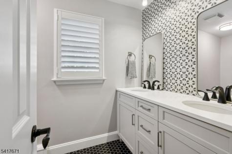 1015 High Mountain Road Franklin Lakes NJ 07417