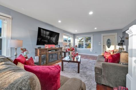 67 Spring Valley Avenue Hackensack NJ 07601