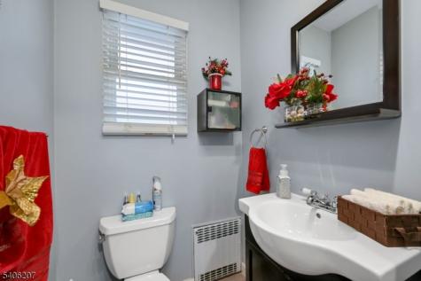 67 Spring Valley Avenue Hackensack NJ 07601